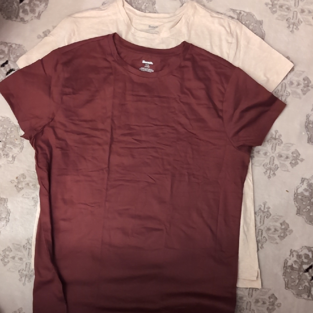XXL: 2 Bench Maroon and Beige T-Shirts